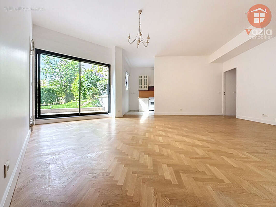 Appartement à SURESNES
