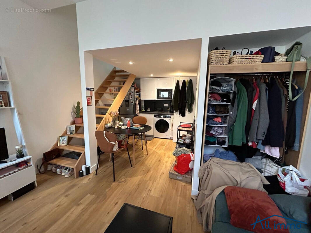 Appartement à SAINT-MAUR-DES-FOSSES
