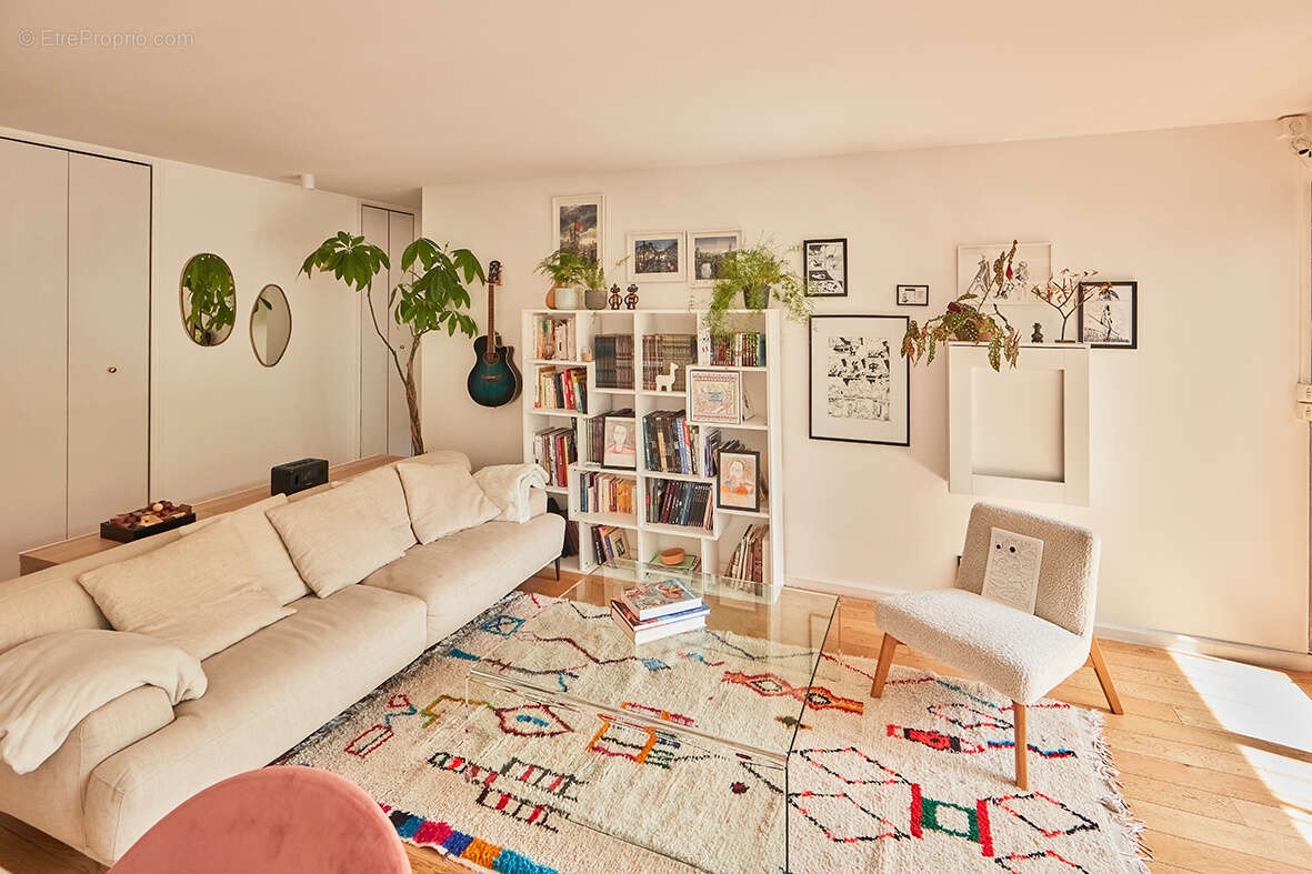 Appartement à PARIS-19E