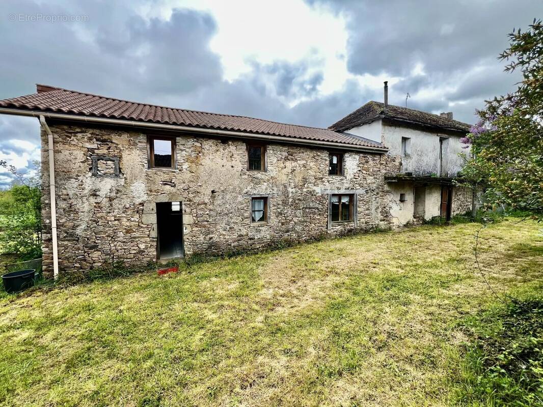 Maison à ROCHECHOUART
