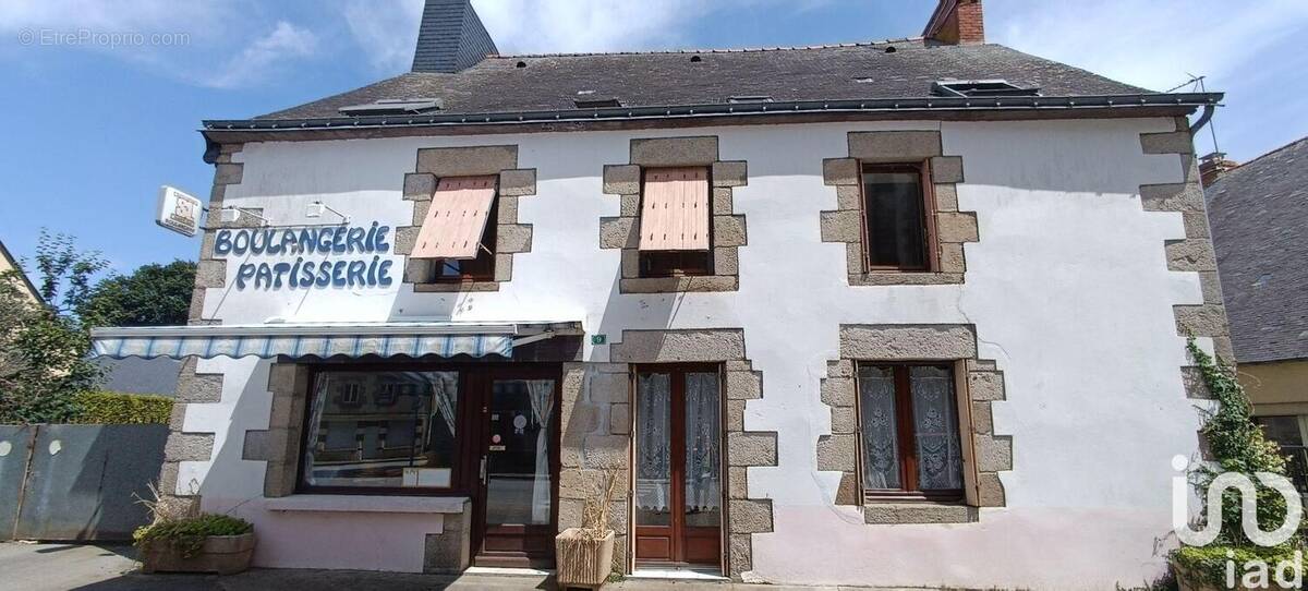 Photo 1 - Commerce à MOHON