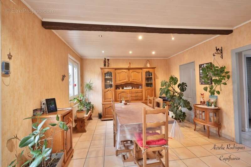Maison à REPLONGES