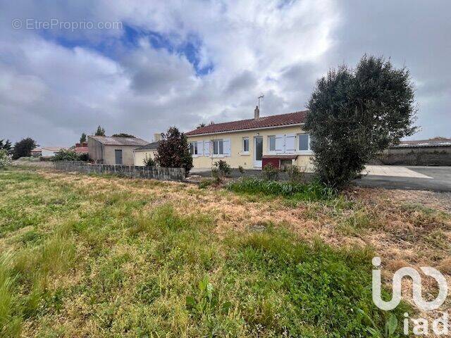 Photo 1 - Maison à BEAUVOIR-SUR-MER
