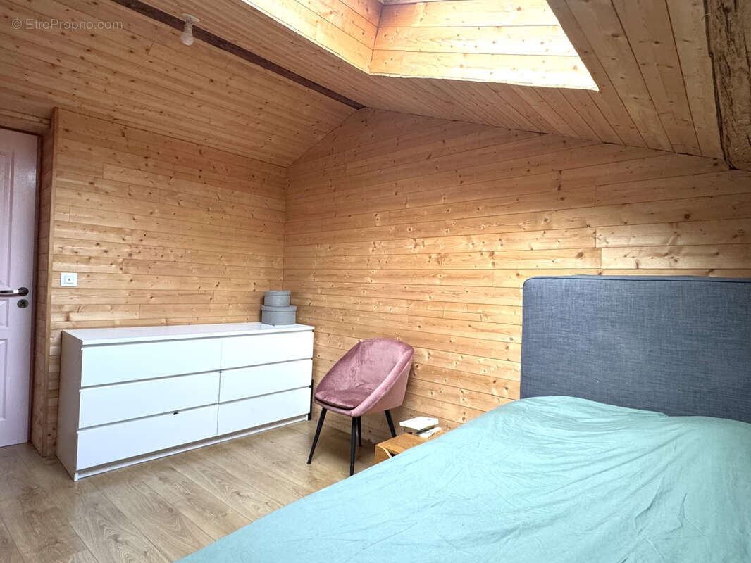 Appartement à CRAPONNE