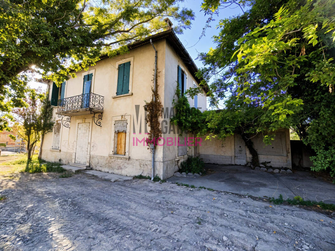 Maison à SARRIANS