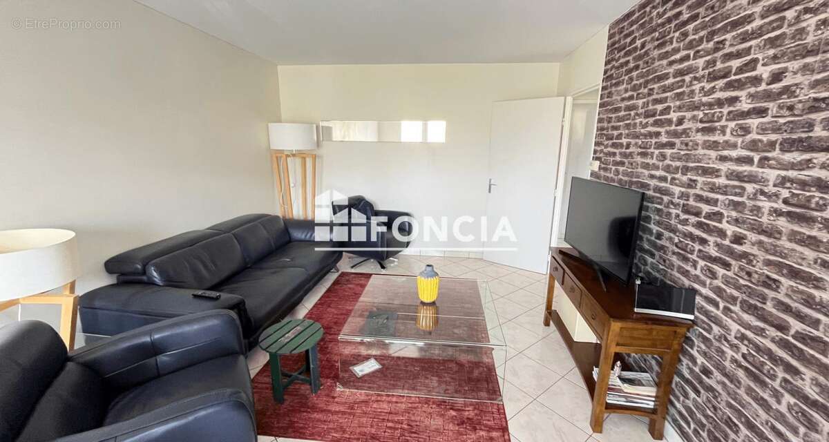 Appartement à ELANCOURT