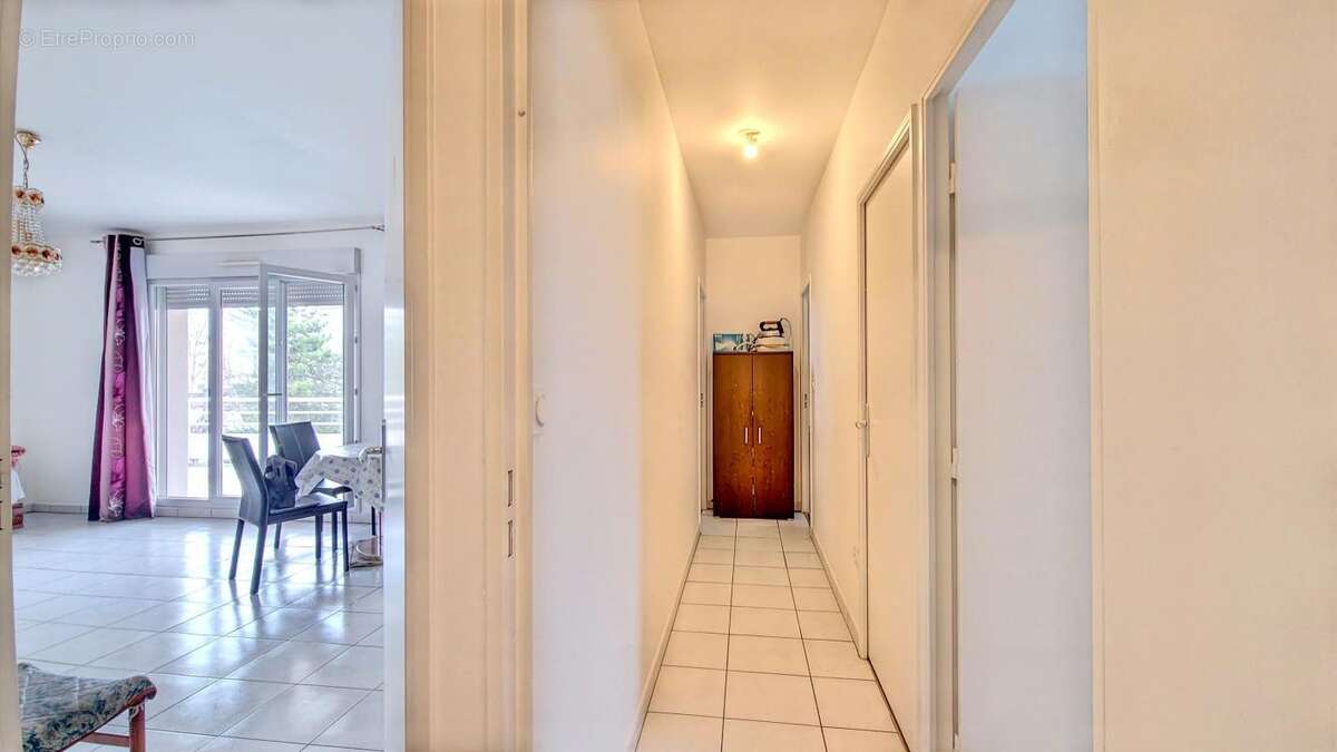 Appartement à CHENOVE