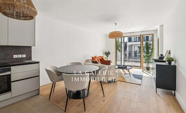 Appartement à SURESNES