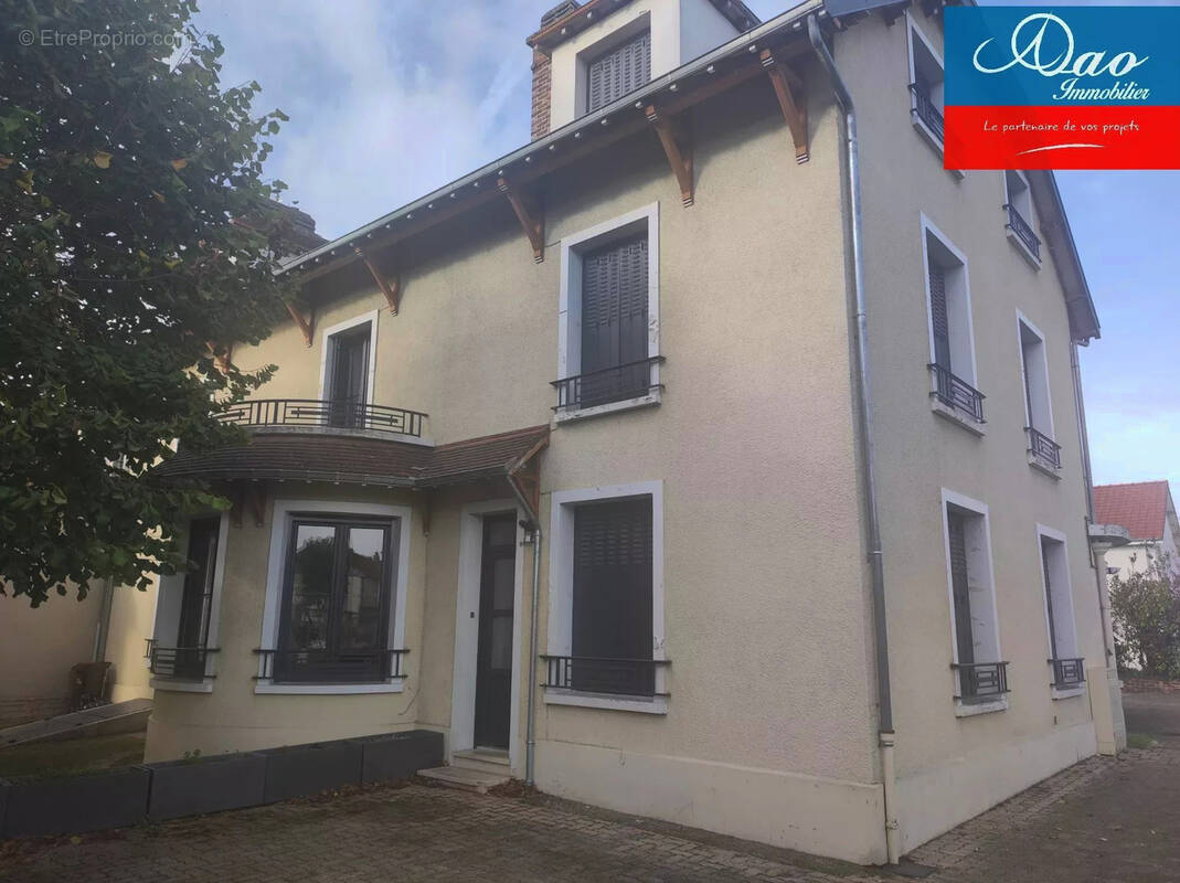 Appartement à SAINTE-SAVINE