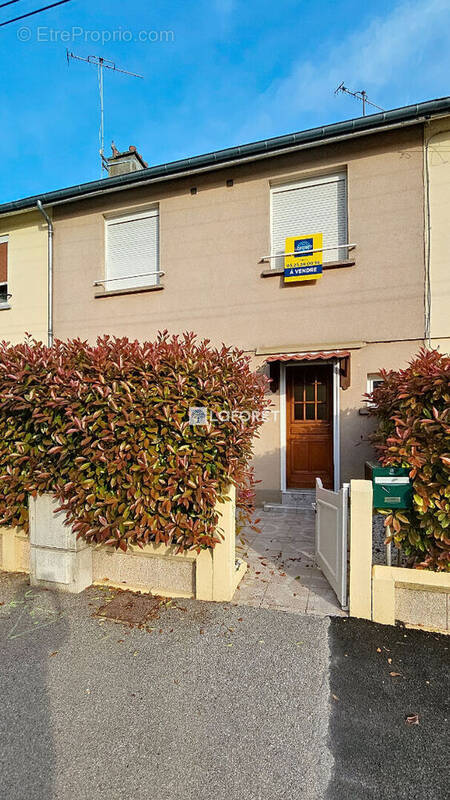 Maison à CHAUNY