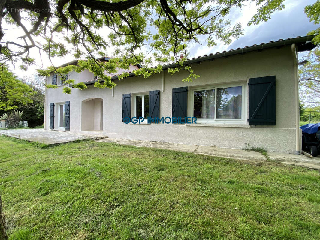 Maison à CASTELNAU-D&#039;ESTRETEFONDS