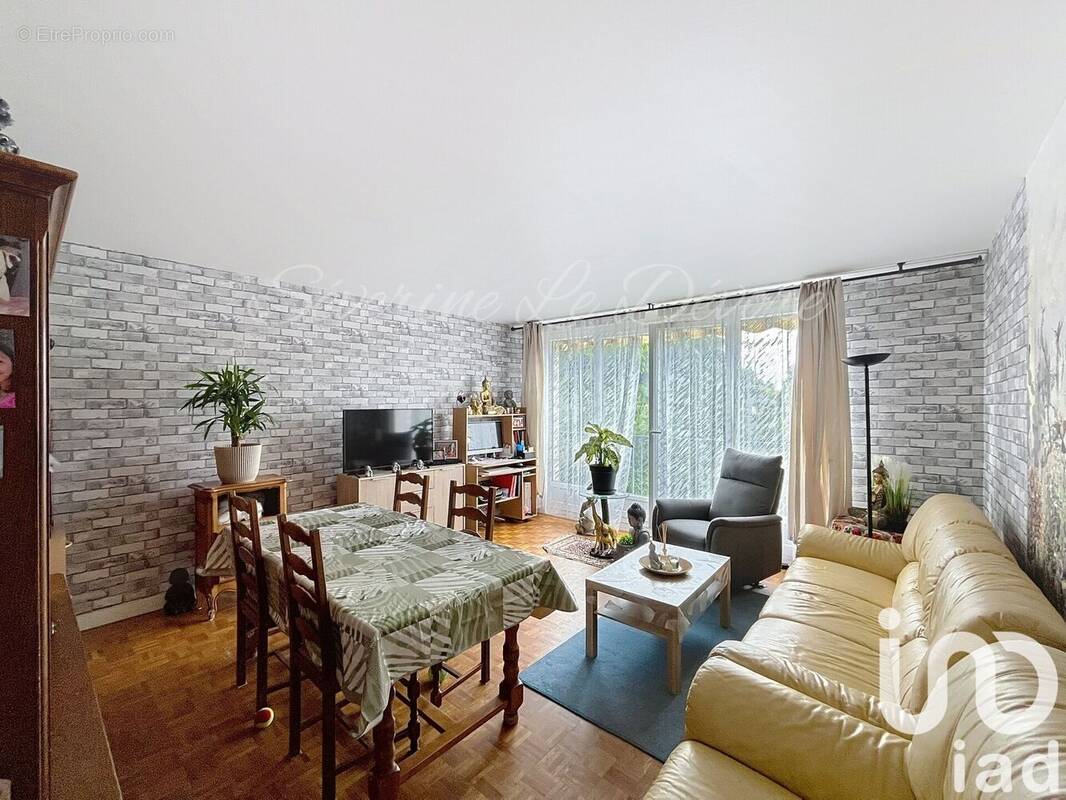 Photo 1 - Appartement à MONTLIGNON