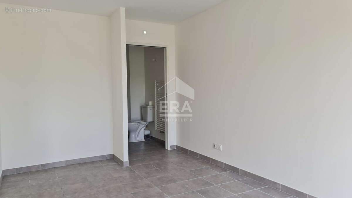 Appartement à BUCHY
