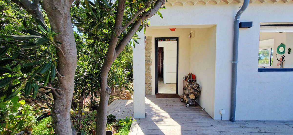 Maison à HYERES