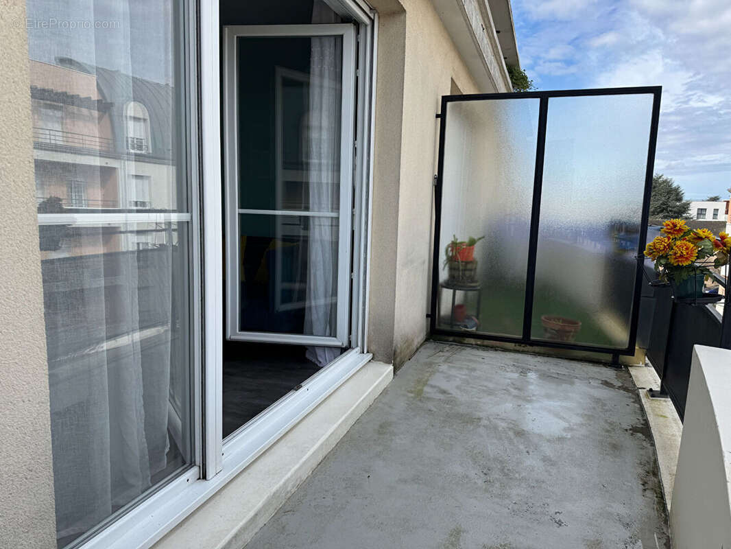 Appartement à COMBS-LA-VILLE