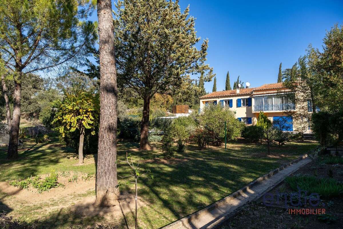 Maison à LORGUES