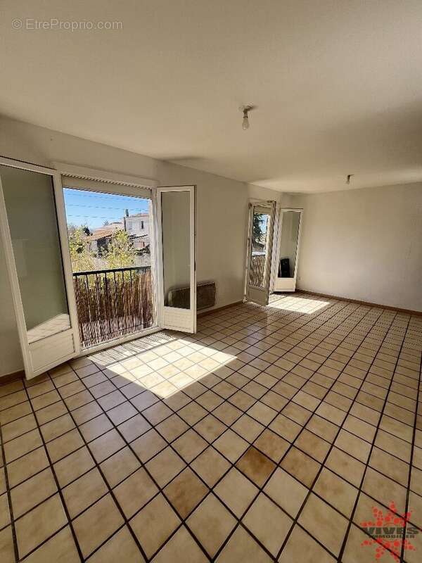 Appartement à LESPIGNAN