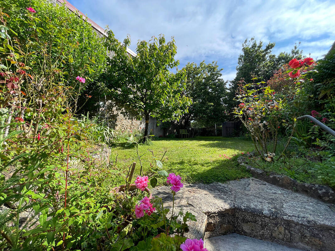 Maison à BOUAYE