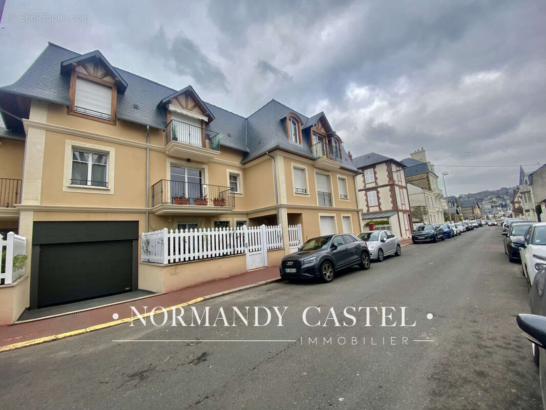 Appartement à DEAUVILLE