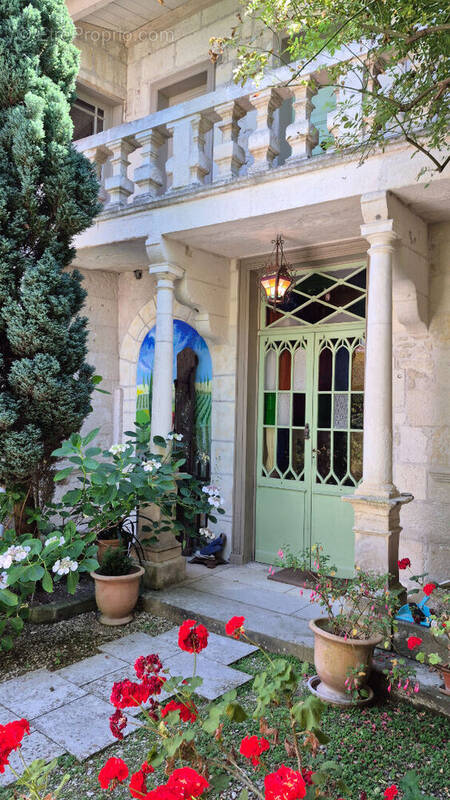 Maison à SAINTES