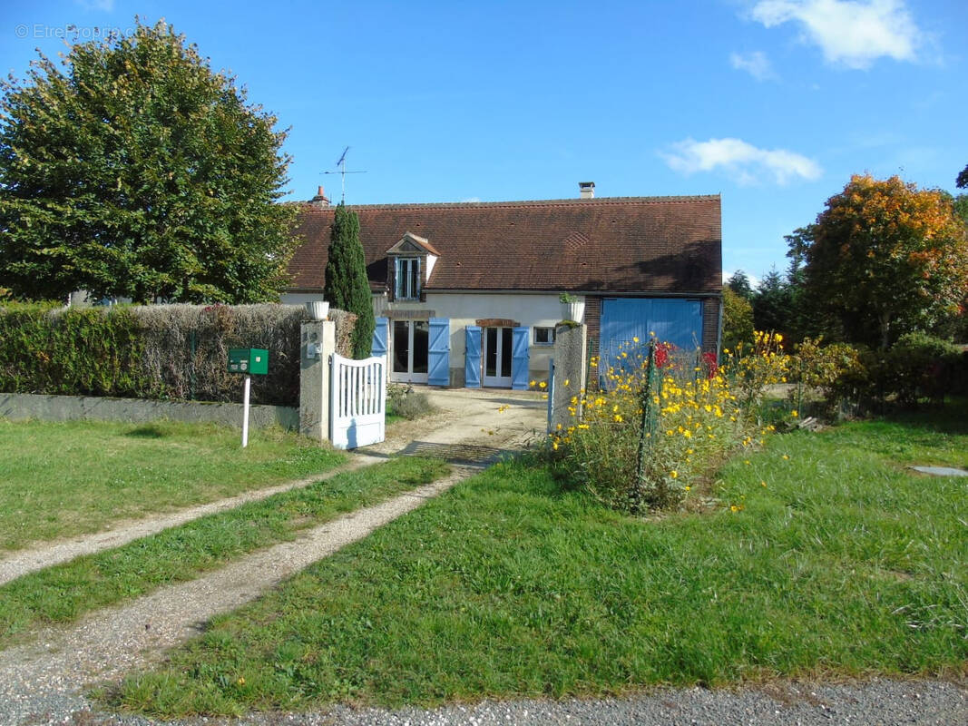 Maison à VILLEMANDEUR