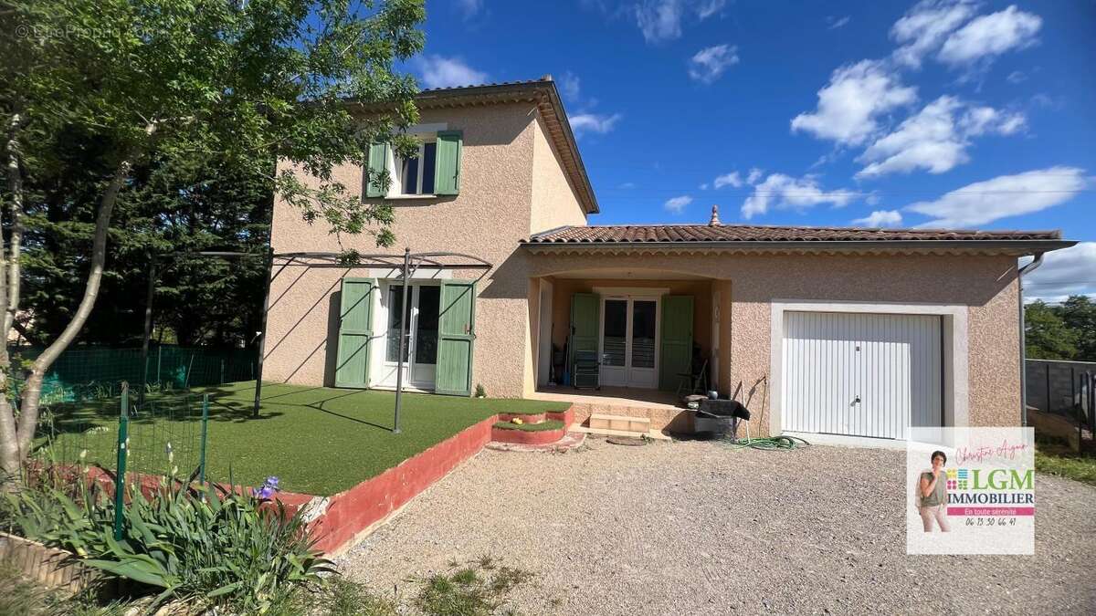 Maison à LEZAN