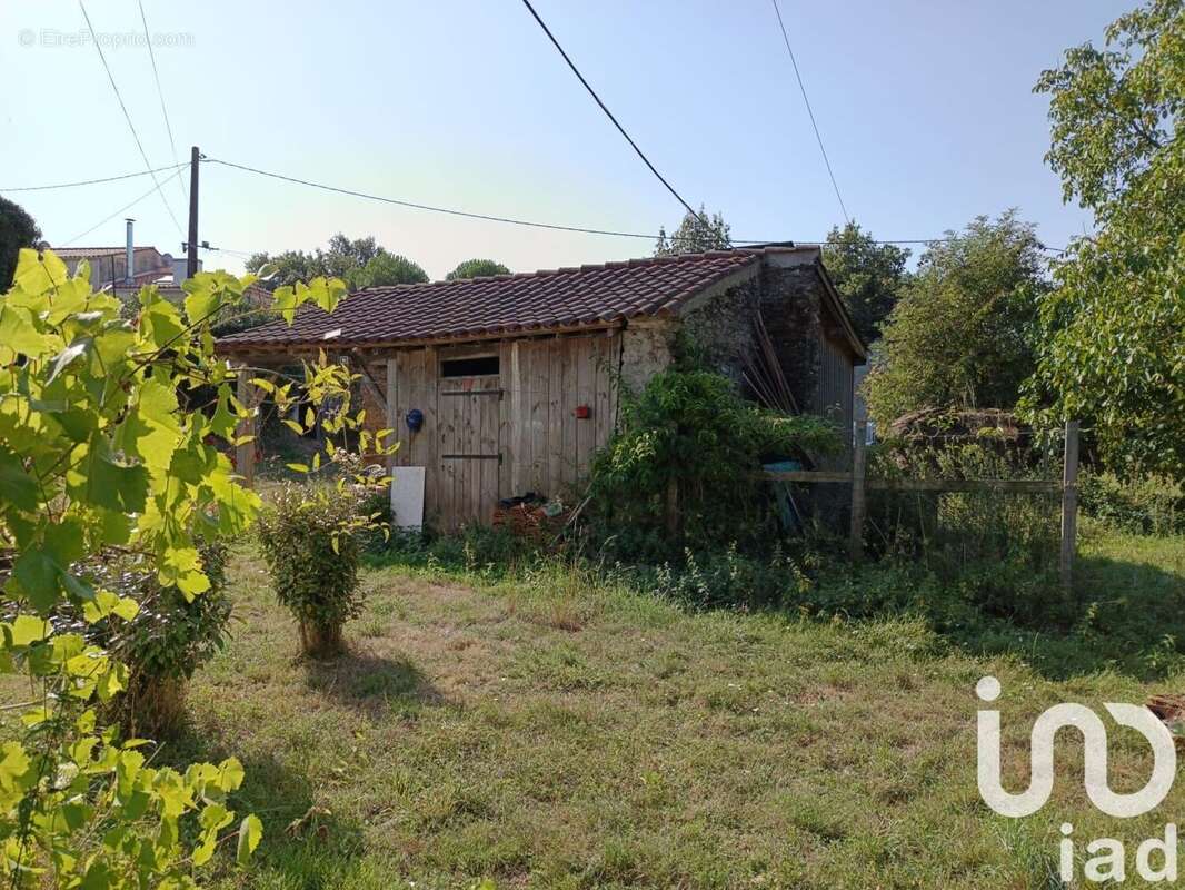Photo 6 - Maison à BAZOGES-EN-PAREDS