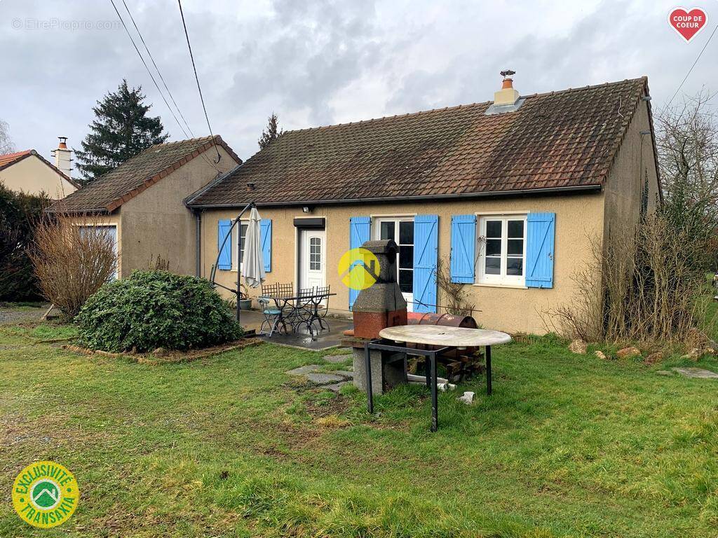 Maison à BOUSSAC