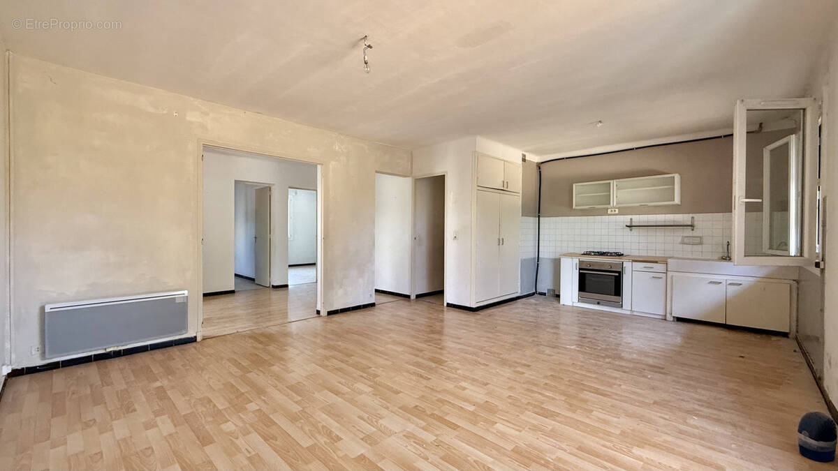 Appartement à L&#039;ISLE-SUR-LA-SORGUE