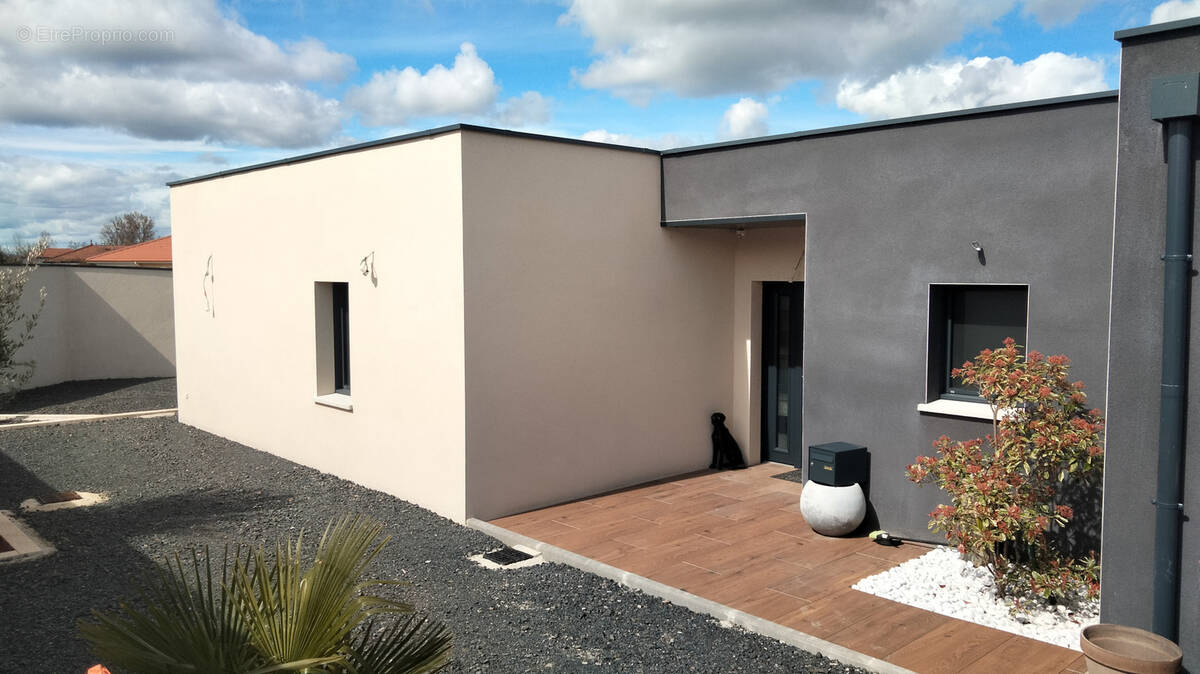 Maison à FEURS