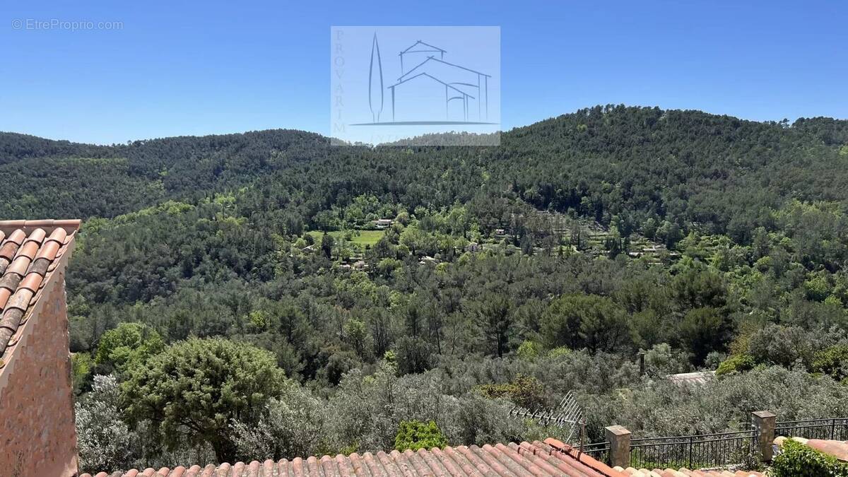 Appartement à CLAVIERS