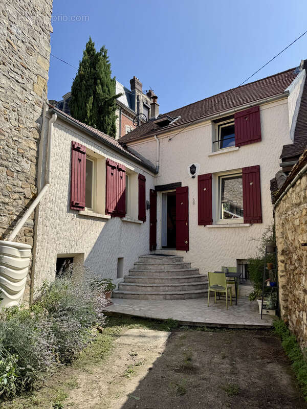 Maison à LES MUREAUX