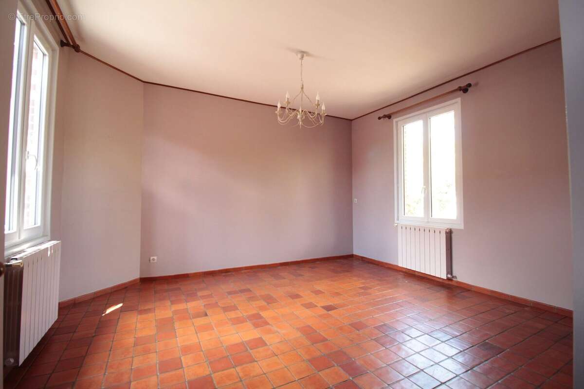 Maison à CHOISY-AU-BAC