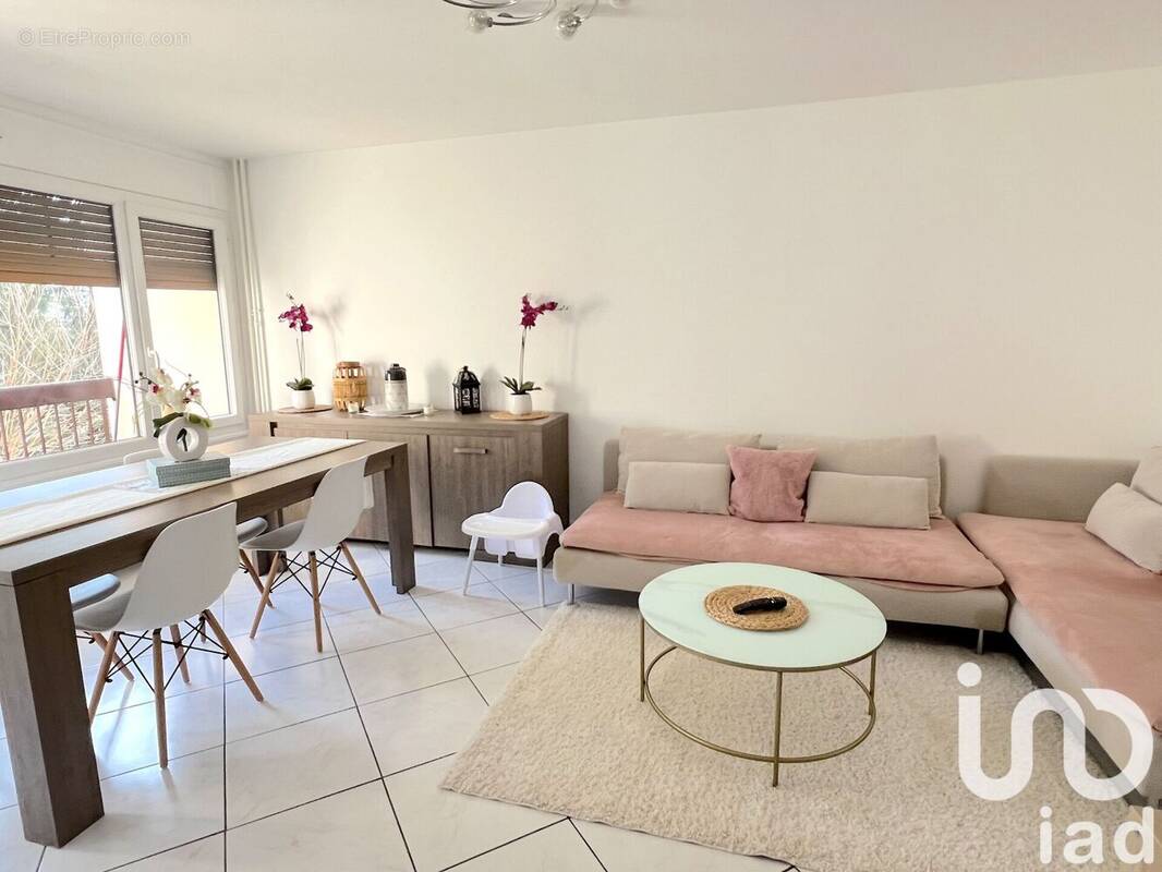 Photo 1 - Appartement à BOURGOIN-JALLIEU
