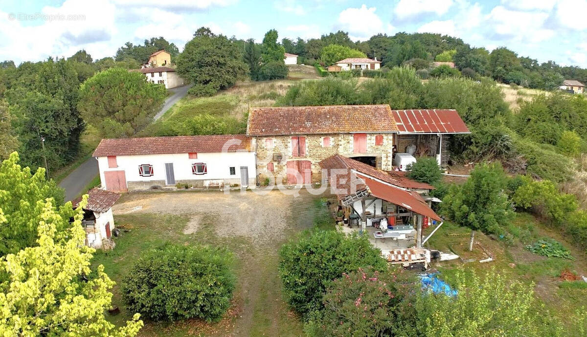 Maison à HAGETMAU