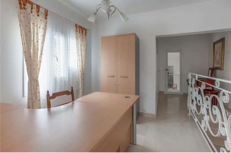 Maison à NANTERRE