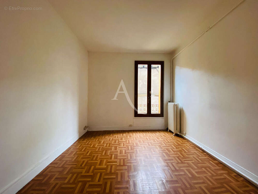 Appartement à MAISONS-ALFORT