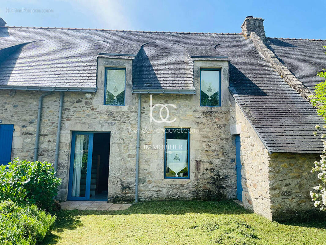 Maison à LE TOUR-DU-PARC