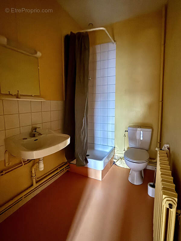 Appartement à FOUGERES