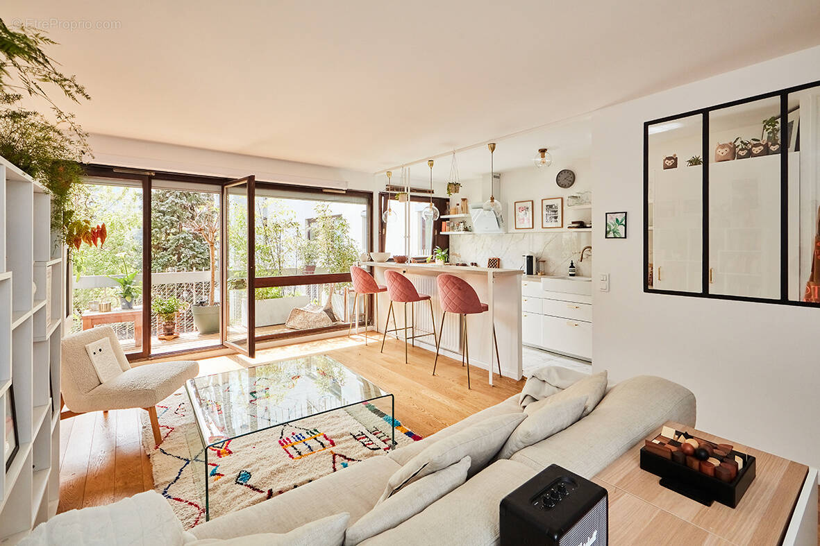 Appartement à PARIS-19E