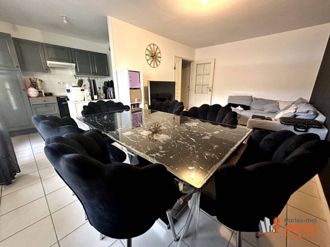Appartement à VENISSIEUX