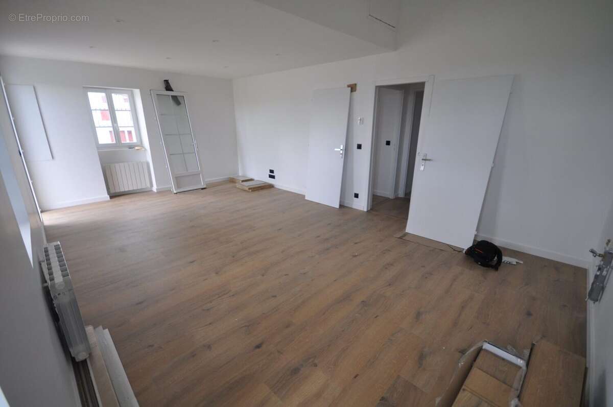 Appartement à USTARITZ