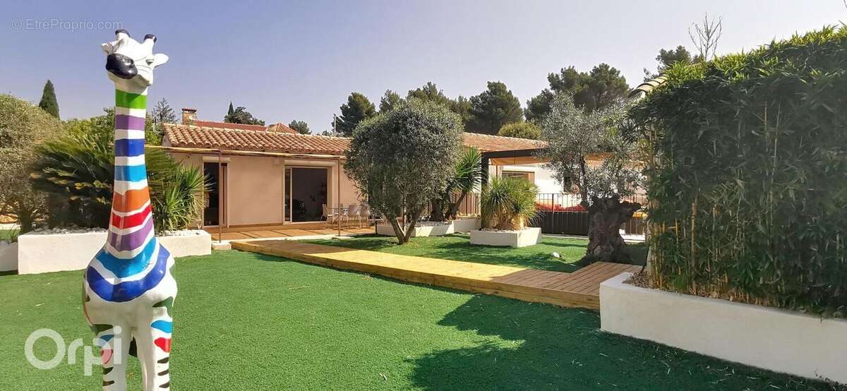 Maison à LA CADIERE-D&#039;AZUR