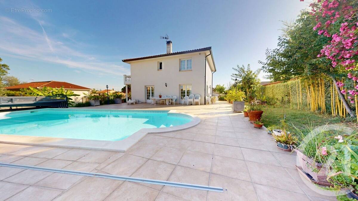 Maison à COLOMIERS