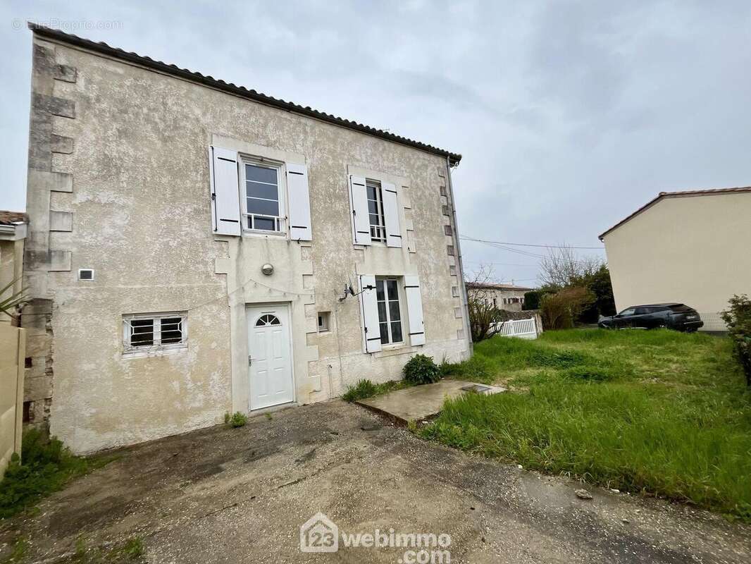 Maison à LISTRAC-MEDOC