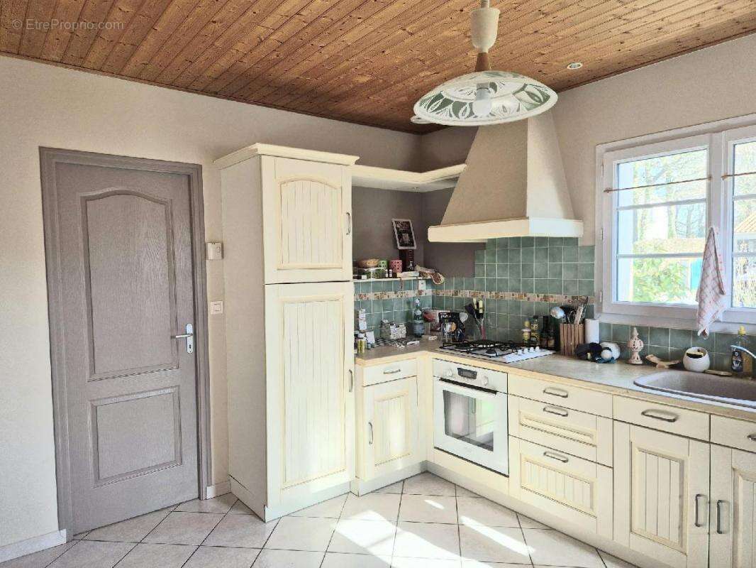 Maison à GROSBREUIL