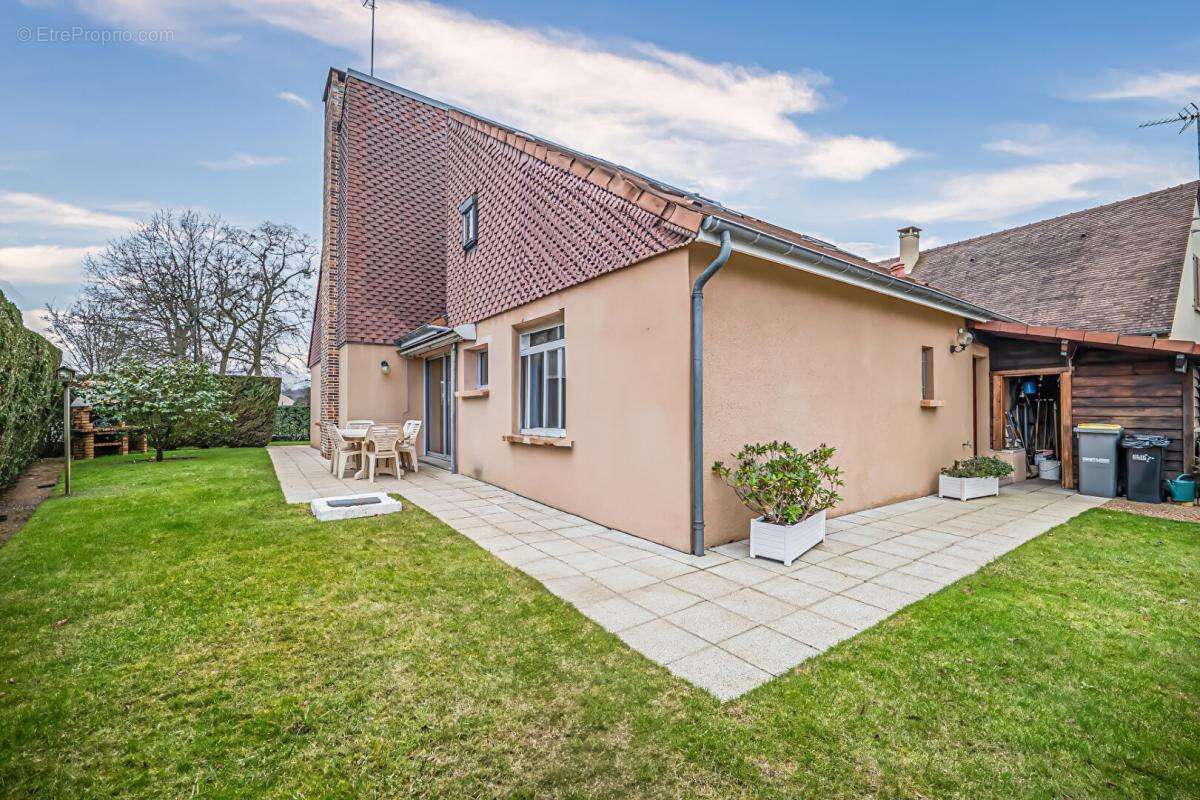 Maison à CHANGE