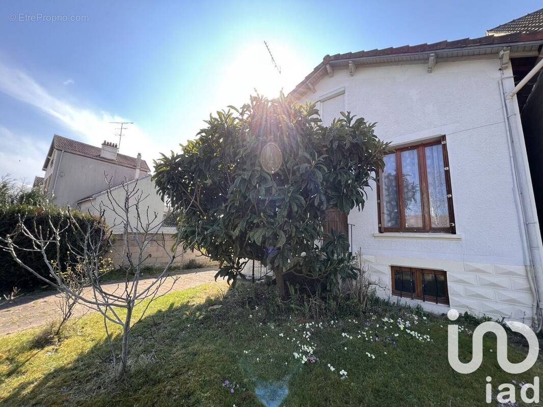 Photo 1 - Maison à MANTES-LA-JOLIE