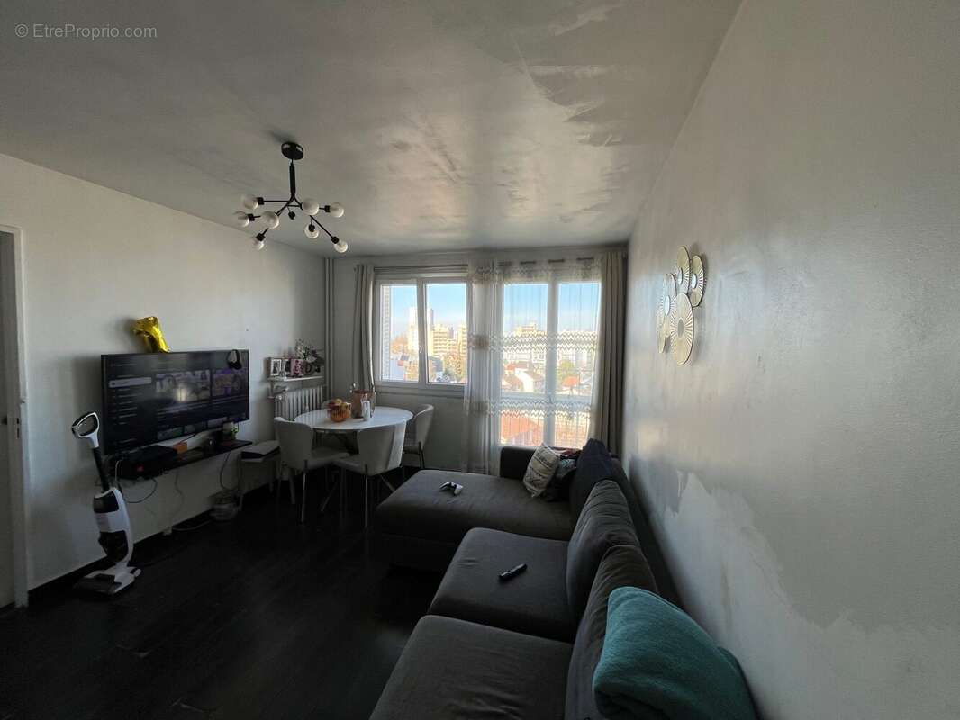 Appartement à ROMAINVILLE