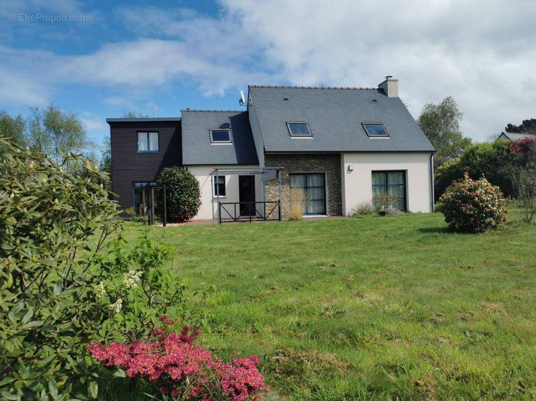 Maison à PLEUMEUR-BODOU